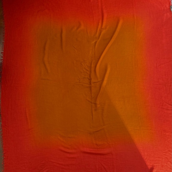 Bottega Veneta Modal Cashmere Ombré‎ Fringed Scarf Made in Italy - Picture 6 of 6